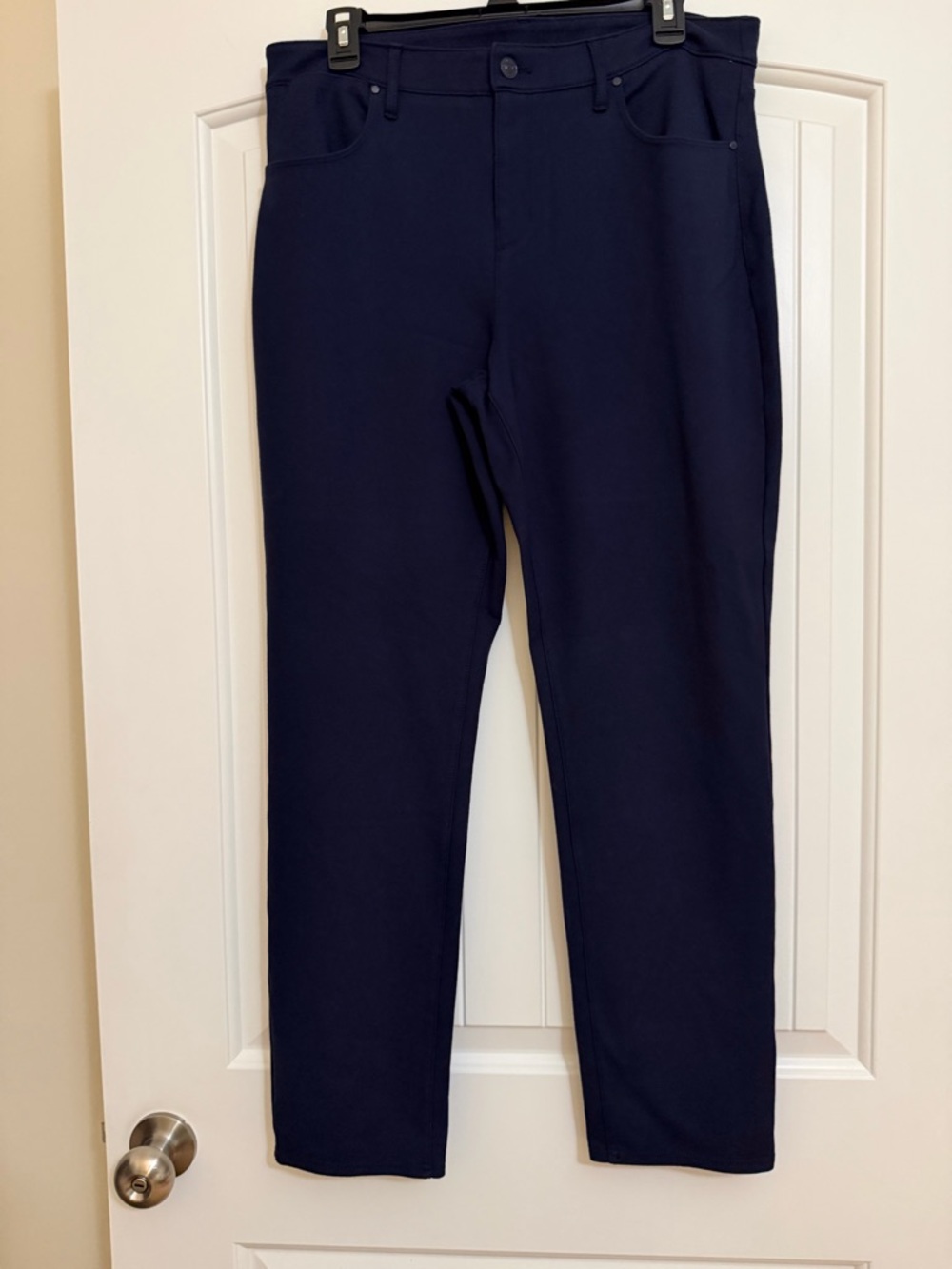 Chicos Navy Straight Leg Stretch Button Up Pants Sz 2.0R (12R)